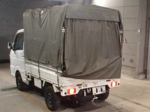Mitsubishi Minicab  с аукциона в Японии