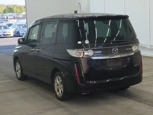 Mazda Biante  с аукциона в Японии