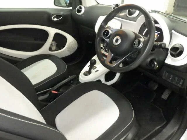 Smart Fortwo  с аукциона в Японии