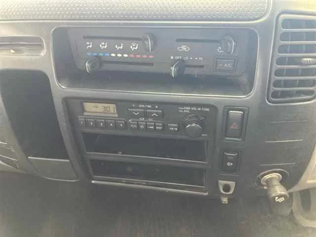 Toyota Dyna  с аукциона в Японии