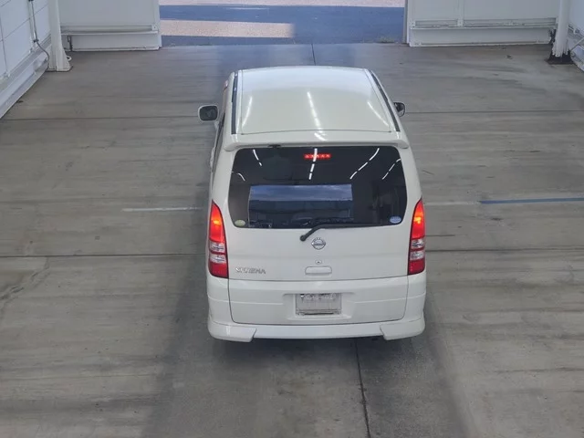 Nissan Serena 2004