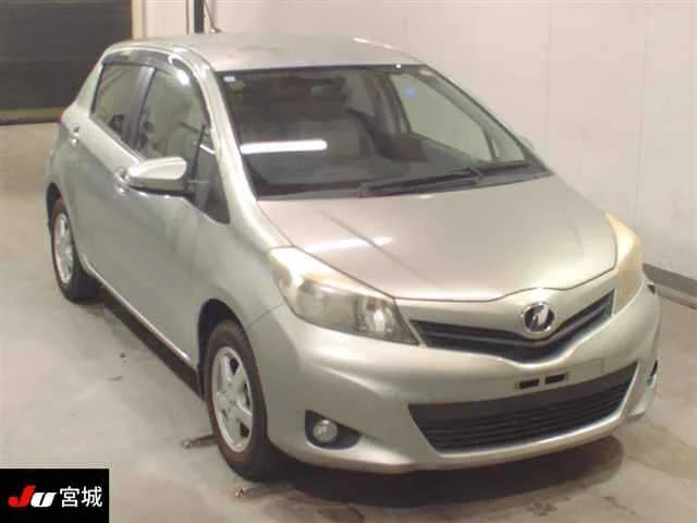Toyota Vitz 2011