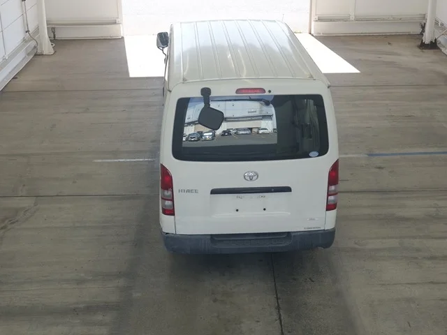 Toyota HiAce Van 2005