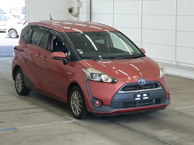 Toyota Sienta 2017