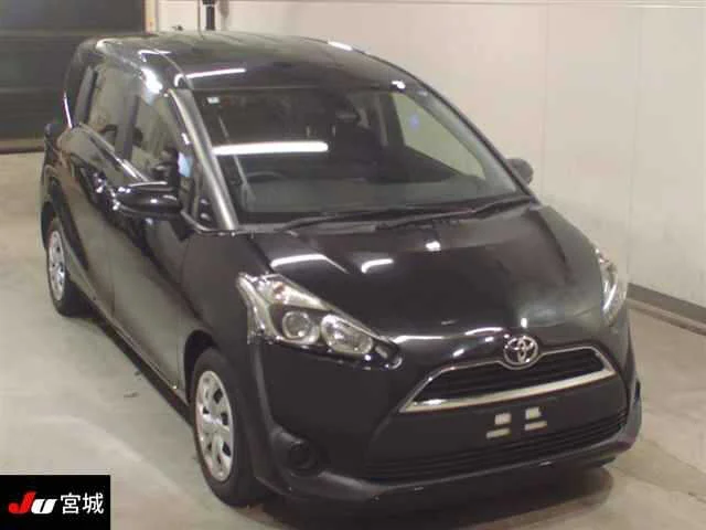 Toyota Sienta 2016