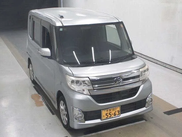 Daihatsu Tanto 2013