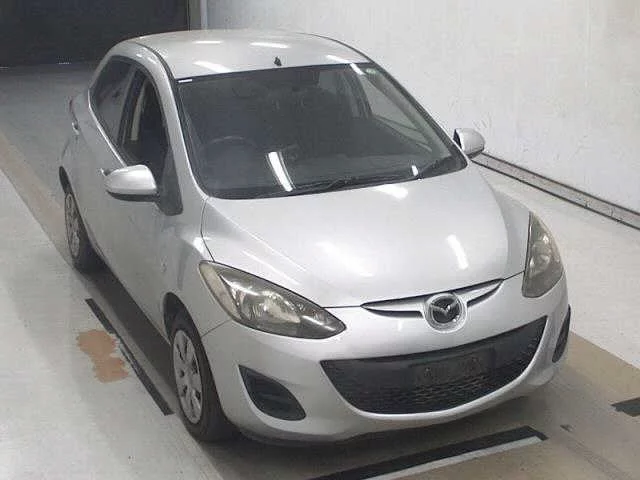Mazda Demio 2011