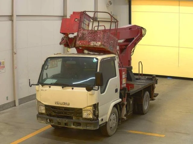Isuzu Elf 2015