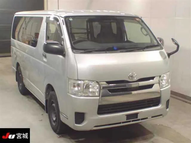 Toyota RegiusAce 2019