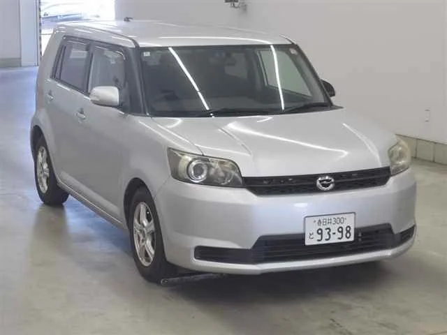 Toyota Corolla Rumion 2010