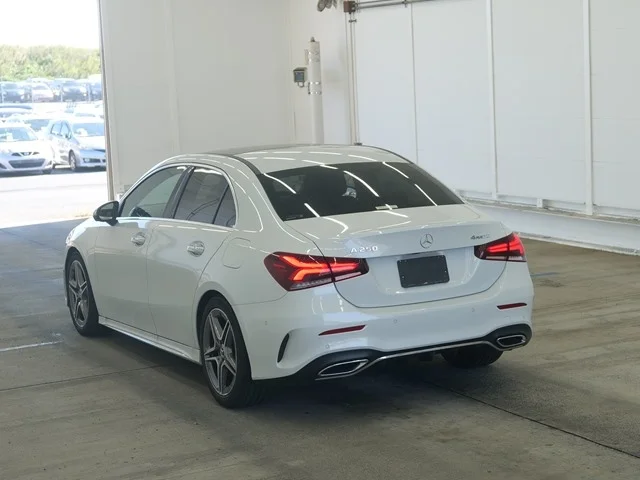 Mercedes-Benz A-Class  с аукциона в Японии