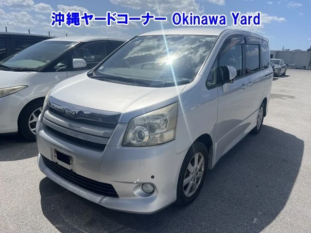 Toyota Noah 2007