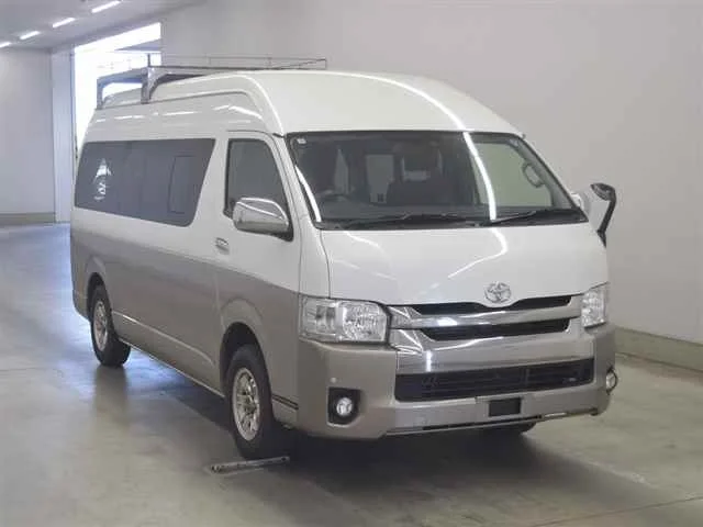 Toyota HiAce 2017