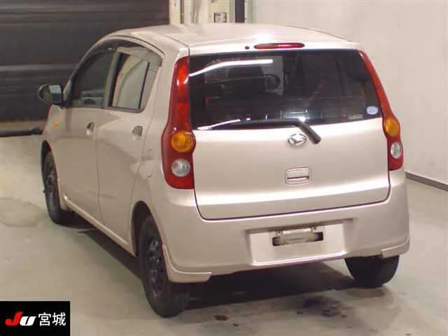 Daihatsu Mira  с аукциона в Японии
