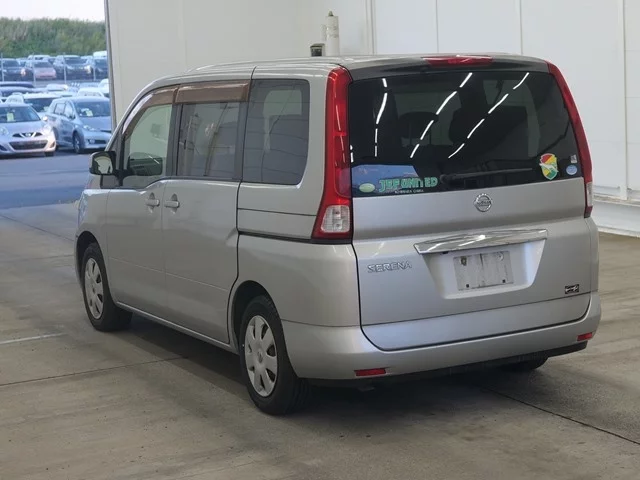 Nissan Serena 2007