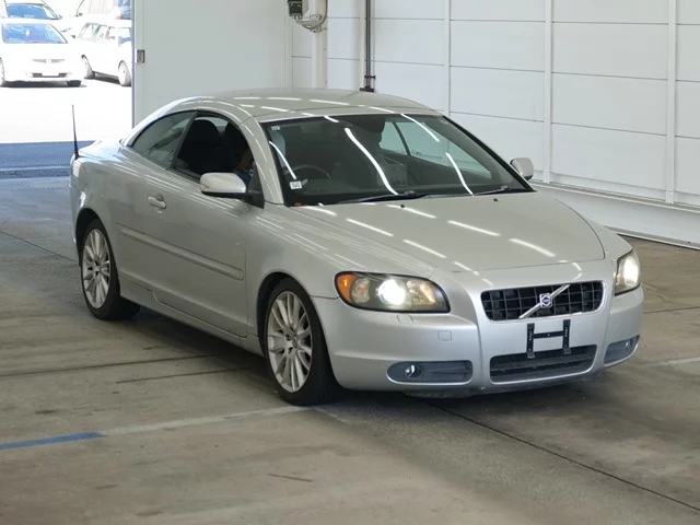 Volvo C70  с аукциона в Японии