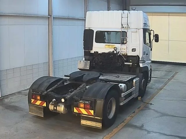 Nissan UD  с аукциона в Японии