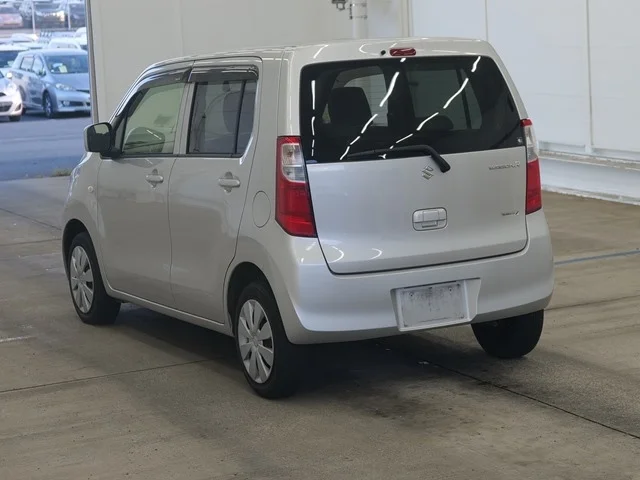 Suzuki Wagon R  с аукциона в Японии