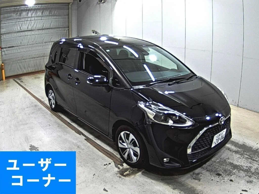 Toyota Sienta 2018