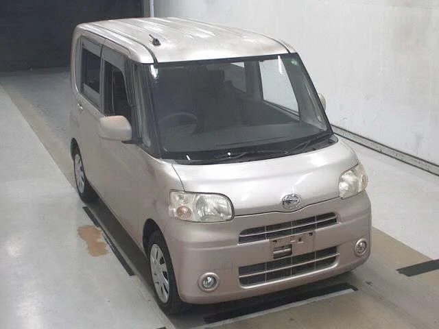 Daihatsu Tanto 2013