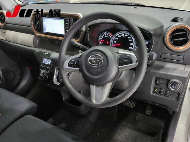 Daihatsu Boon  с аукциона в Японии