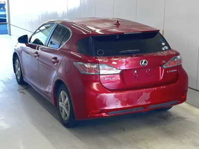 Lexus CT200h