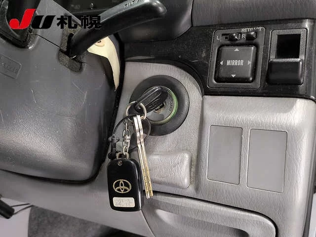 Toyota Regius  с аукциона в Японии