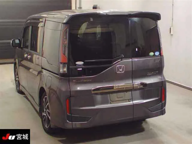 Honda Stepwgn  с аукциона в Японии