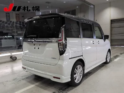 Mitsubishi Delica D:2