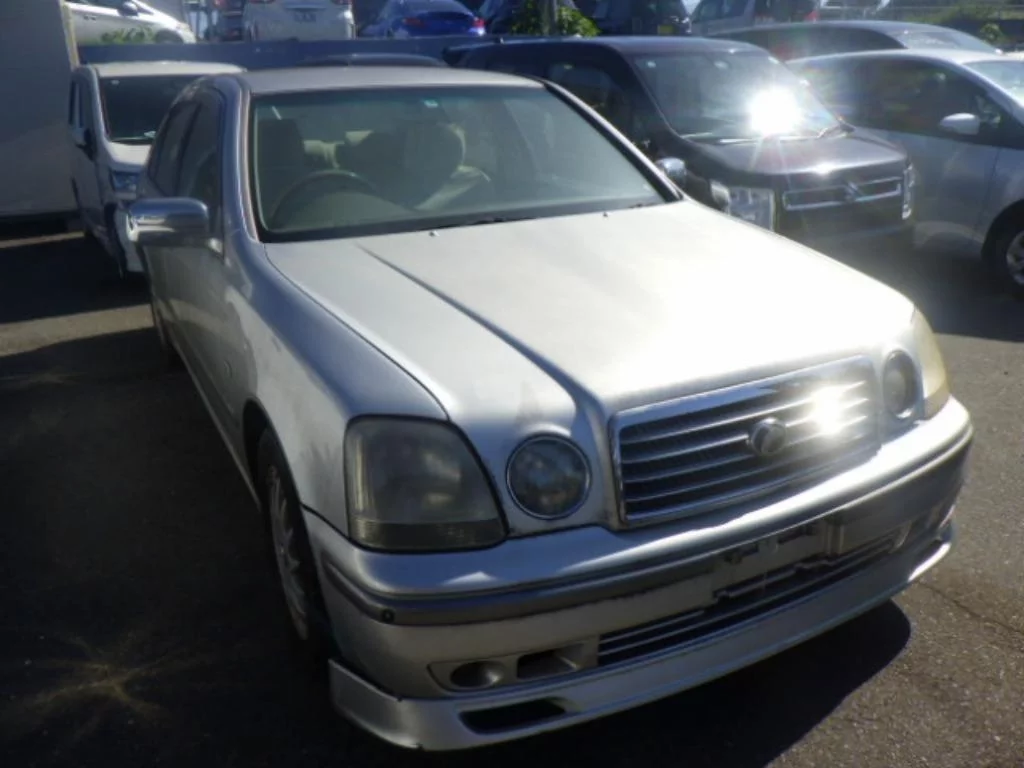 Toyota Progres 1999
