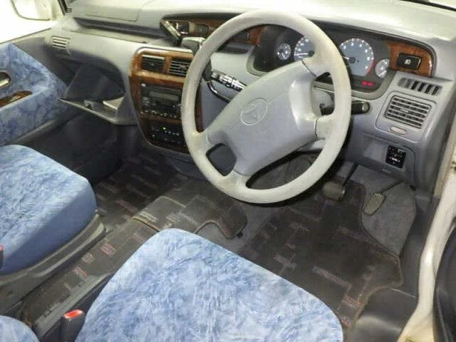 Toyota TownAce Noah  с аукциона в Японии