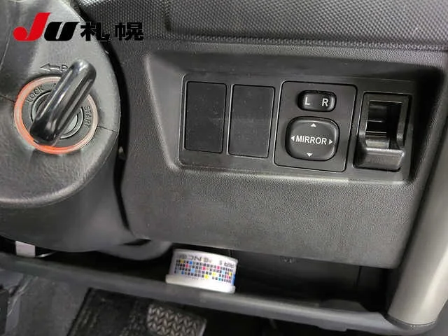 Toyota Ist  с аукциона в Японии