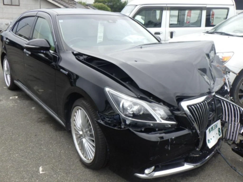 Toyota CROWN MAJESTA 2017