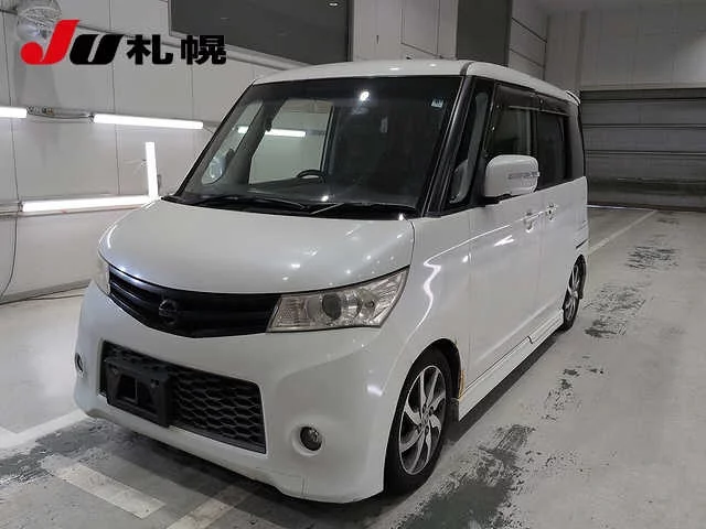 Nissan Roox 2011