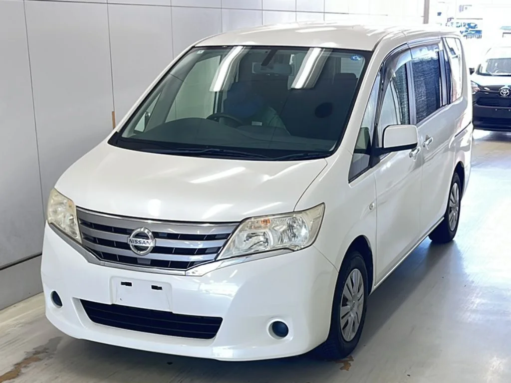 Nissan Serena 2012