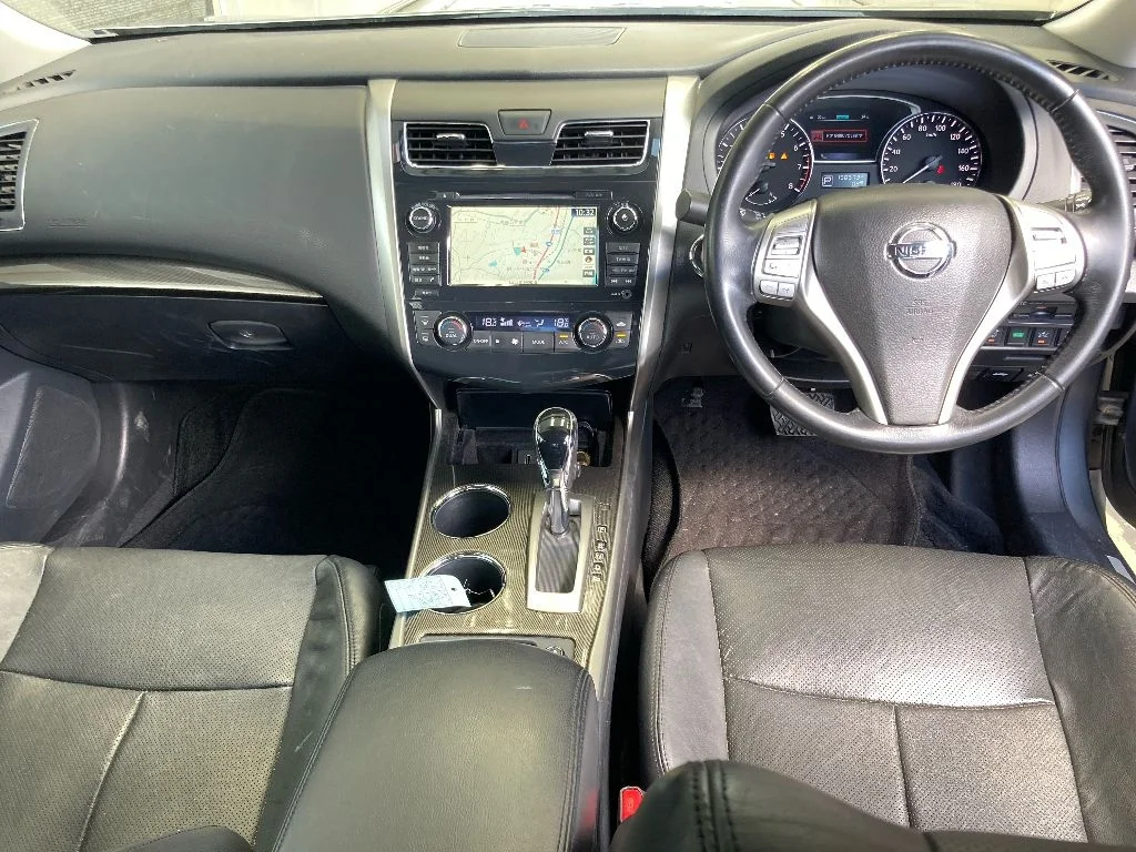 Nissan Teana  с аукциона в Японии