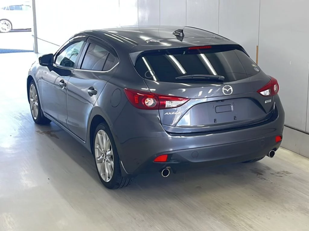 Mazda Axela 2016