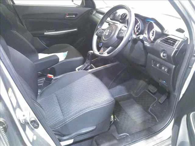 Suzuki Swift  с аукциона в Японии