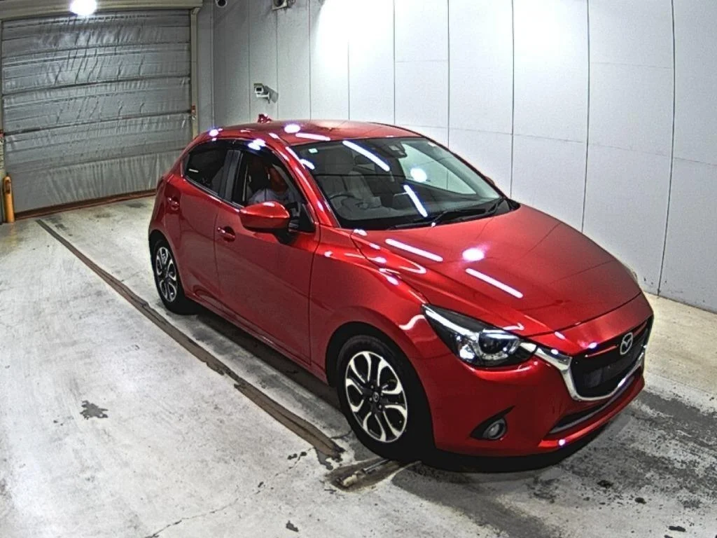 Mazda Demio 2016