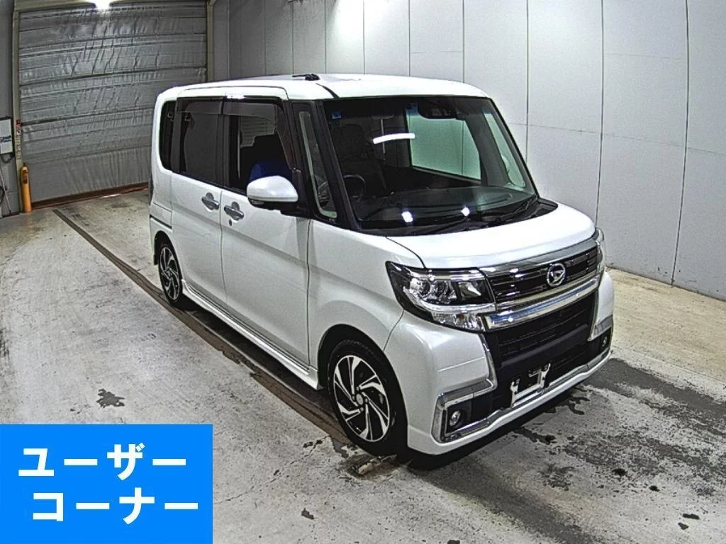 Daihatsu Tanto 2019