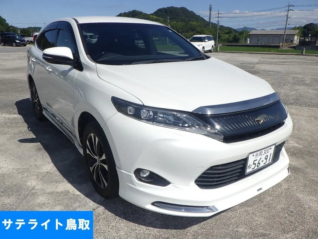 Toyota Harrier 2016