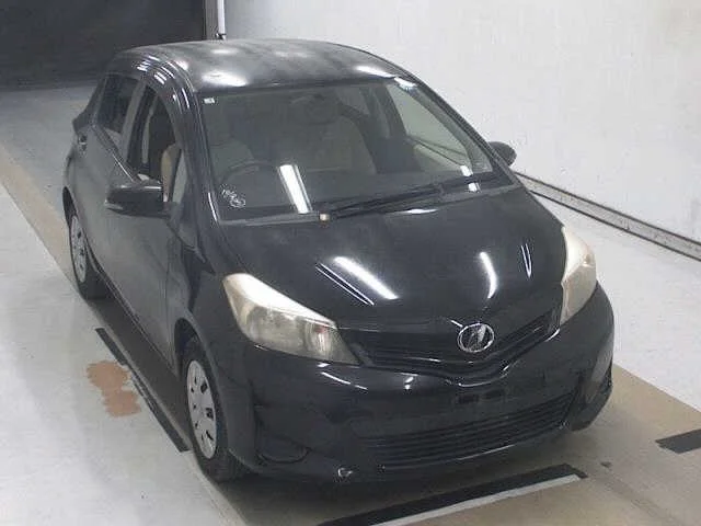 Toyota Vitz 2013