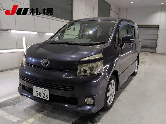 Toyota Voxy 2008