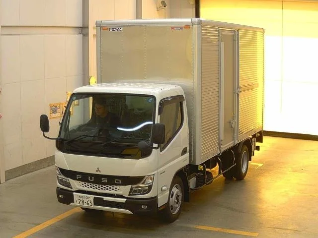 Mitsubishi Fuso Canter 2026