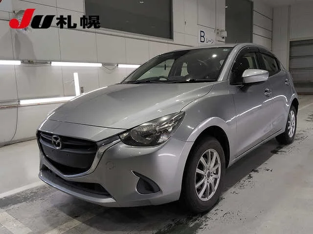 Mazda Demio 2015