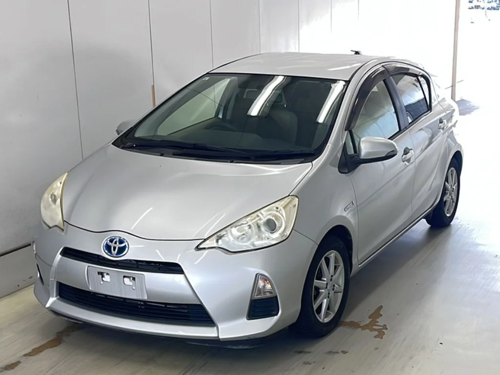 Toyota Aqua 2013