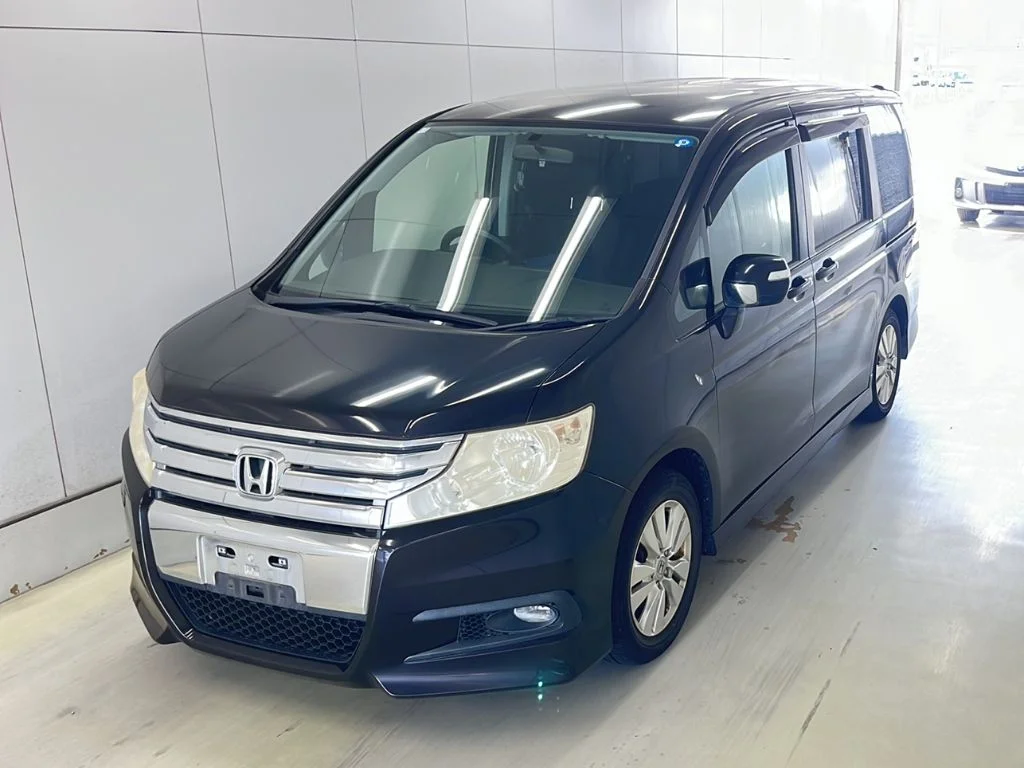Honda Stepwgn 2011