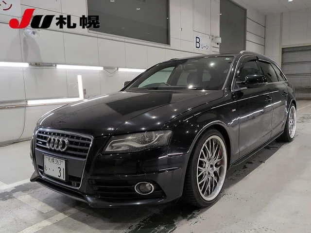 Audi A4  с аукциона в Японии