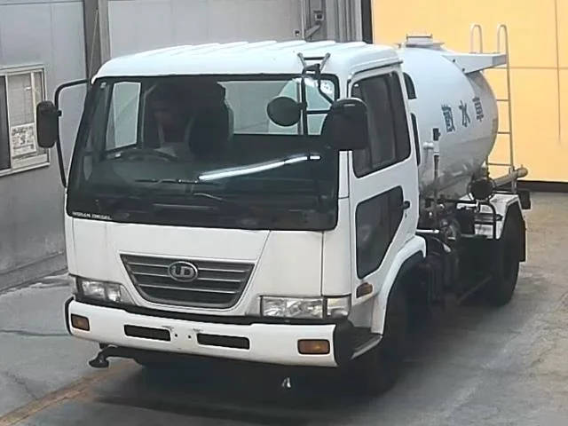 NISSAN DIESEL (UD) CONDOR  с аукциона в Японии