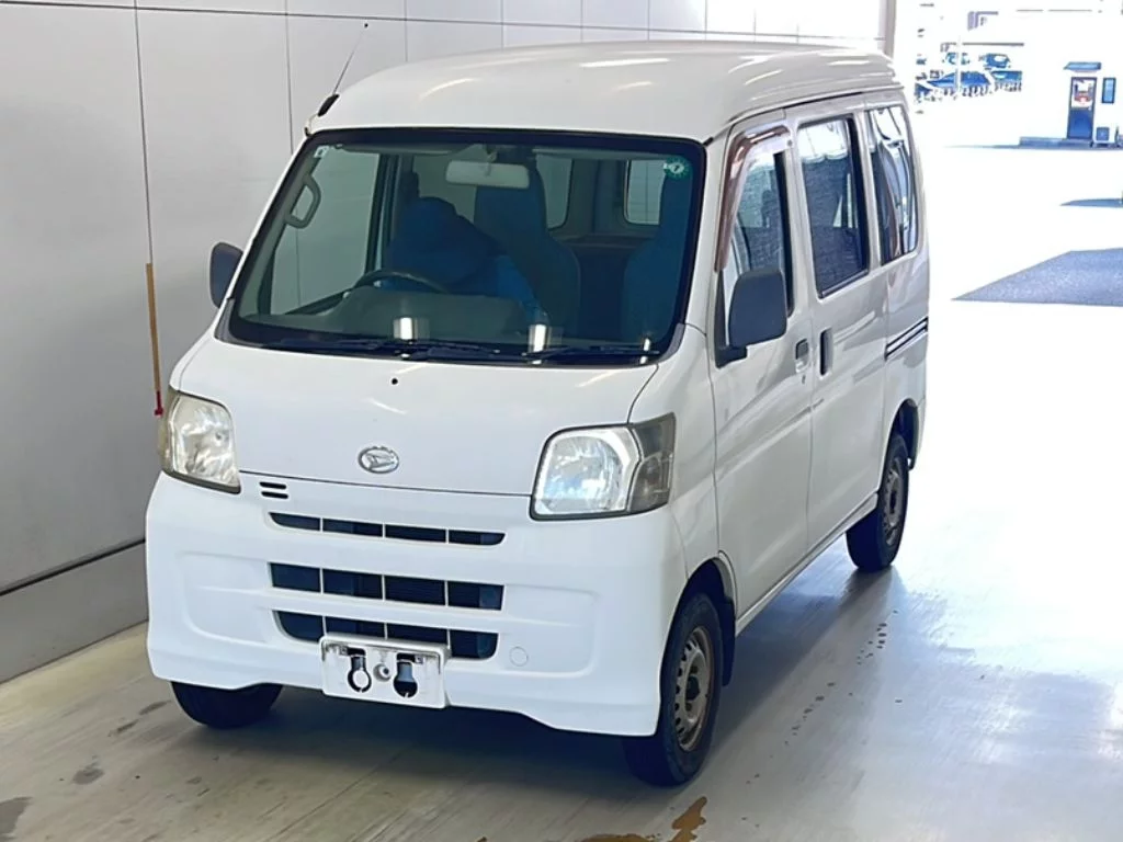 Daihatsu Hijet Cargo 2012